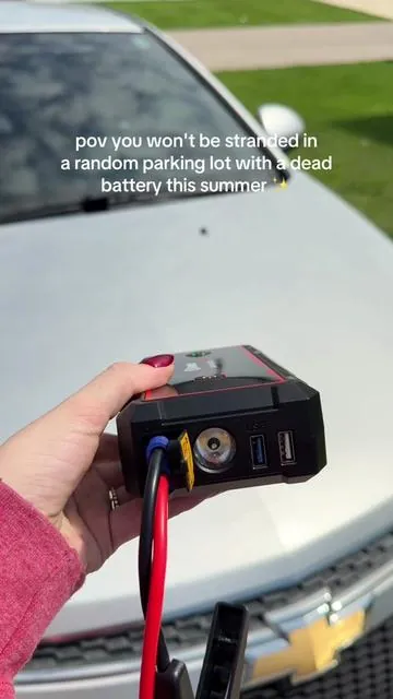 don't let your kids drive around without a backup jumpstarter in their trunk !! #caraccessories #batteryjumper #tiktokshopstockup 