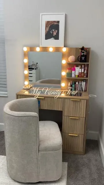 The prettiest vanity I’ve owned tbh #flutedfurniture #smallspacedecor #makeupvanityideas #makeuporganization #smallapartmentdecor 