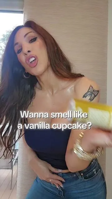 The Lume Vanilla Bliss Whole Body Deodorant bundle is officially in my daily routine — and yes, I’m using both the deodorant cream and the spray. This is not just for underarms… it’s full body deodorant, which means pits, underboob, thighs, and anywhere you want to stay fresh and smell amazing. The Vanilla Bliss scent smells like a soft vanilla cupcake, and layering the cream with the spray makes it last even longer. I love having both in the bundle because the cream gives targeted coverage, and the spray makes it so easy to freshen up fast — especially when you're getting dressed, heading out, or traveling. If you’ve been looking for a full body deodorant that actually keeps you smelling clean and sweet all day, this bundle is the one I keep reaching for. Grab it from the link while it’s available. #bodycare #tiktokshopcreatorpicks  #femininehealth  #vanillascent #deodorant 