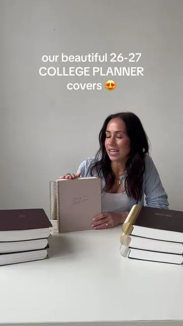 The colors are so good but the insides are even BETTER! #collegeplanning #dailyplanner #plannertok #planneraddict 