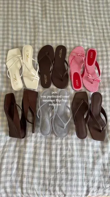 the perfect mix of casual & kitten heels 🤎🍓🌞 #summershoes #summershoesinspo #flipflops #summersandals #sandalshoes 