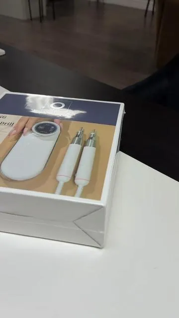 Unboxing of @ONAIL newest upgraded e-file.  I have continued to use this drill over the last week or so, so I will be posting a second video soon with a more detailed opinion but so far so good! Removals specifically have taken me less time with this drill 🥹  #nailtech #kissimmeenailtech #nailessentials #nailtutorial 