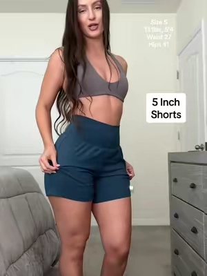 Replying to @kressyinspired Your wish came true lol 💁🏼‍♀️ #halara #halarashorts #runningshorts #walkingshorts #workoutshorts 