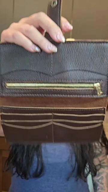 had to have a wallet to match my Portland Leather bags!!! If the coldbrew sells out wont have an eta on the restock! This is the best quality ! High grade Leather! Made from the top hide! Literally a family heirloom! #tiktokshopstockup #leatherwallet #leathertok #bagtok #portlandleathergoods @PORTLAND LEATHER GOODS 