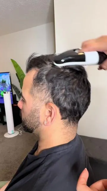 Tinte para el cabello Peine de tinte para uso doméstico Integrado Cómodo Crema de tinte para el cabello Color de larga duración Sin desvanecimiento de color Esencia vegetal Sin daño al cabello #tintecubrecanas #tiktokshopcreatorpicks #tiktokshopmothersday 