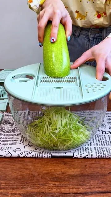 #saladpinner #KitchenHacks #utensiliosdecocina #kitchenmusthave #usa 