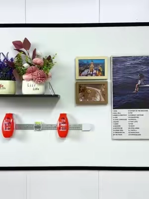 Watch me align this photo wall perfectly in just a few seconds. #hangingtools #tiktokshop #TikTokHolidayHaul #DIY #summervibes 