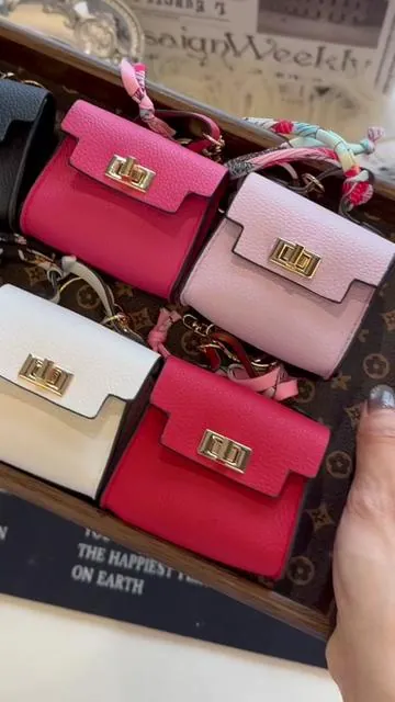 These purse charm pouches are cute and convenient! #PurseCharm #PocketPurseCharm #PouchPurseCharm #MiniCoinPurse #purseclip