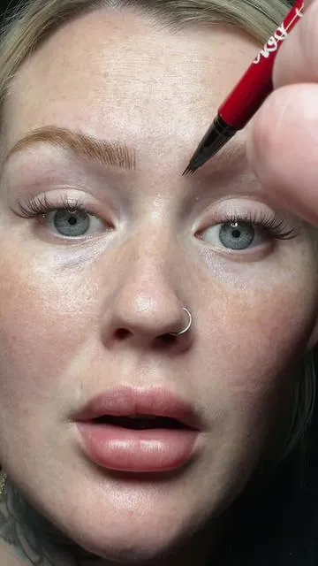 Best part? Only $9.99 right now!!!! #vevivia #browpen #eyebrowtutorial #starterpicks #brows 