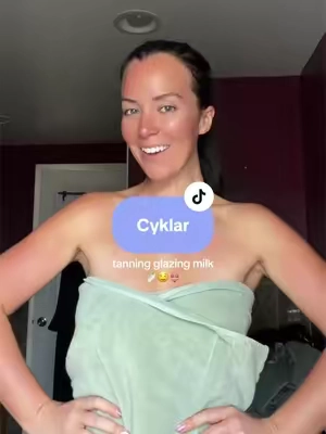 The girlies are so up #cyklar #tanningessense #selftanner #summerglow #cyklartanningmilk 