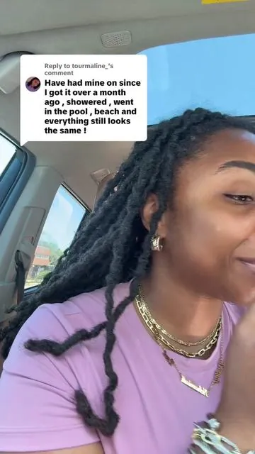 Replying to @tourmaline_ So obsessed with my necklace😩, and the fact that it’s tarnish free and affordable was a no brainer !! #namenecklace #tiktokshopmothersday #necklace #nontarnishjewelry #jewlery 