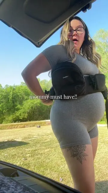 its so much easier than a strappy carrier cause my son never knows if he wants to be up or down #babycarrier #toddlercarrier #toddlermom #mommusthaves #newmom 
