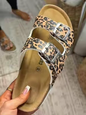 @Cushionaire Leapord Print 2strap sandals!! Finally a cute affordable sandal🤎 #2strapsandals #cushionaire #affordablesandals #lookalike #tiktokshopcreatorpicks 
