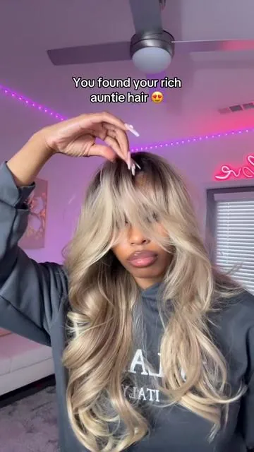 This hair got me feeling REAL GROWN!! 🥰lol I’m loving this ombré blonde ❤️  @NAYASA_OFFICIAL @NayasaHairUSA #CapCut 
