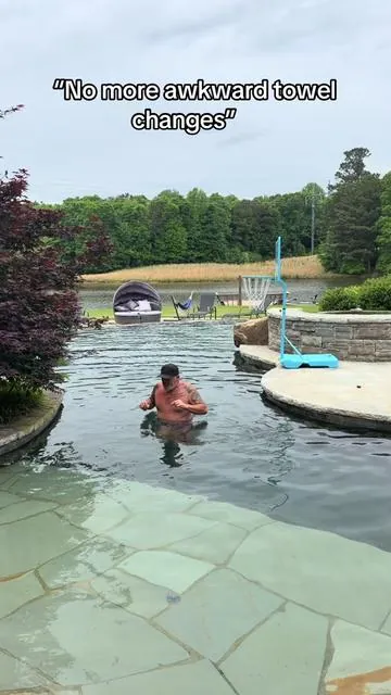 “Not a hoodie… a game changer 😳 You can literally change inside it Perfect for beach, pool, or just chilling” #tiktokshoprestock #beachmusthaves #summeressentials #viralproducts #mothersdaygiftideas 