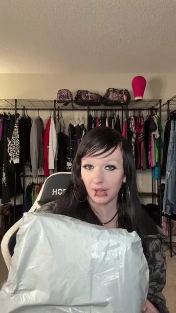 #unboxing #2000sfashion #y2kfashion #emogirl #alr3ady_d3ad50 