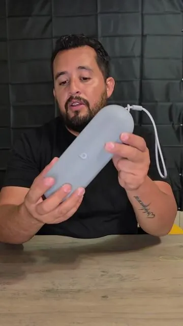 Beats Pill una bocina portátil con muy buenos bajos y buena duración de batería #beatsaudio #beatspill #bocina #bocinabluetooth #speaker 