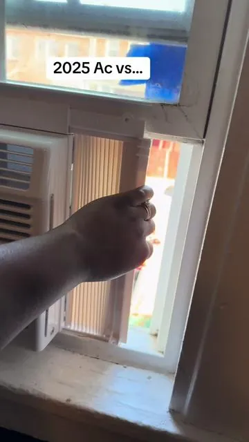 Midea u shaped window AC BTU #mideaushapedac #ushapedairconditioner #mideaairconditioner #windowairconditoner  #ushapedac 