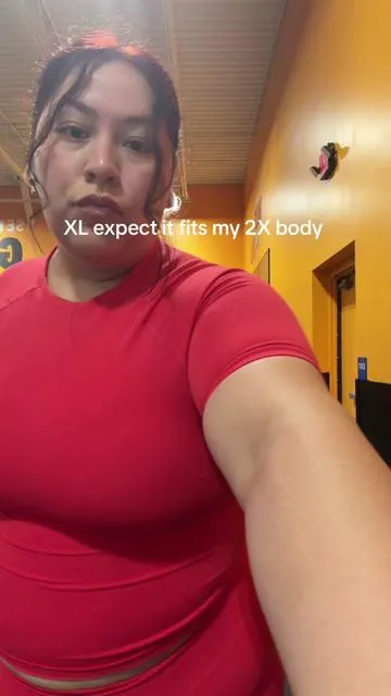 7633114023256460557
