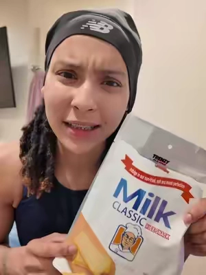 So good I need more #snacks #milkclassicricesnack #creatorsearchinsights #spotlightfinds #fypシ゚viral 