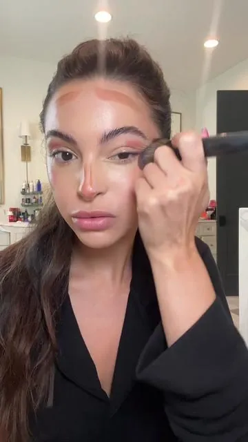 Using shade 5.5 for a natural bronzer glow! ✨ @DIBSBEAUTY #dibsbeauty #contour #blush #makeup #tiktokshopstockup 