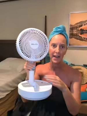 this portable fan is a absolute game changer and top notch cruise hack...@Belife Clean #cruise #cruisehacks #cruiseship #cruisetok #cruiselife 