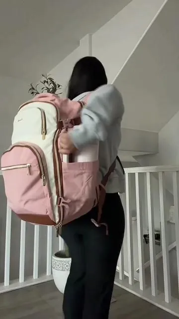 The best travel backpack! 🤩 TSA & airline “personal item” approved for most airlines ✨ This is the 40L size ✨ #lovevook #travelbackpack #packwithme #travelmusthaves #personalitembag 