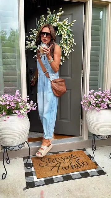 #overalls #overallsoutfits #womensfashion #tiktokshopstockup #fashion 