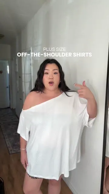 Im 5’5, wesring 4XL in this video  #plussize #plussizefashion #plussizeshirts #offtheshoulder #offtheshouldershirt 