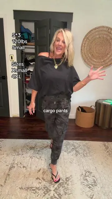 Womens cargo pants #cargopants #cargopantsoufit #cargopantsoutfit #cargopantsstyle #summeroutfitideas @YSENTO_Outdoor 