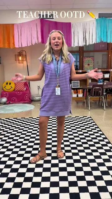yep!! getting another color in this!! happy tuesday & happy ootd!! hope you had the best day! 💜🤭🖍️🤩 #teach #teacher #classroom #outfit #ootd 