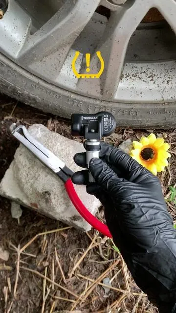 Got that annoying TPMS light? Turn it off for good in seconds.#cartiktok #tools #carrepair #tpmssensor #tpms 