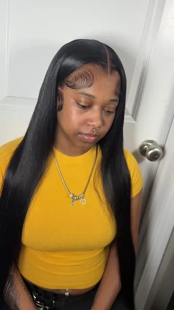 You can never go wrong with soft edges 😍@Bling Hair Beautiful Store #fyppppppppppppppppppppppp #wiginfluencer #wiginstall #widowspeak #middlepartwig 