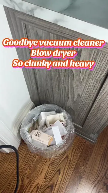 Bye bye vacuum cleaner blow dryer! I love my new halo blow dryer! Cutes dry time in half and leaves my hair shiny and silky! #blowdryer #langehair #hairdryer #shinyhair #mothersday 