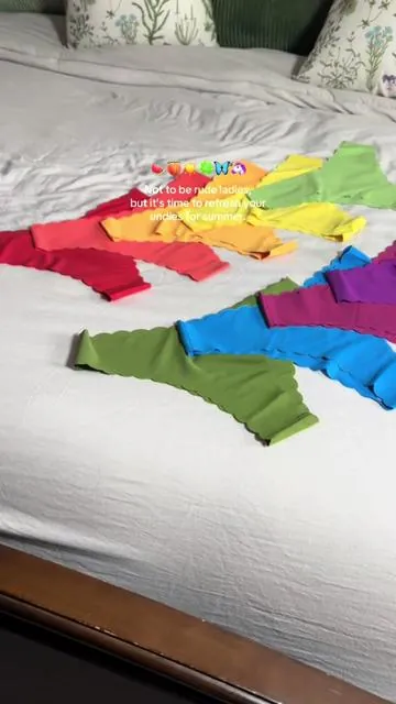 #womensunderwear #comfyunderwear #seamlessthong #tiktokshoprestock #tiktokshopmothersday 