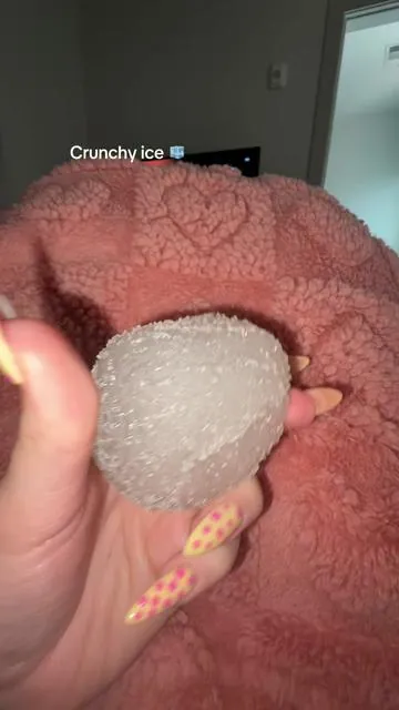 ☺️🧊🤩 #crunchy #squishy 