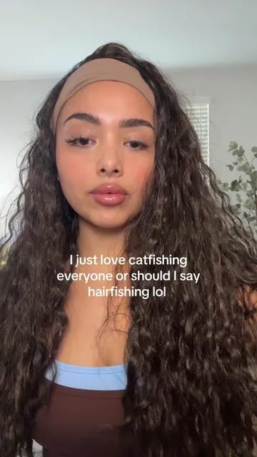 not catfishing… just hair fishing 🤣 #wig #curlyhaircheck #fyp 