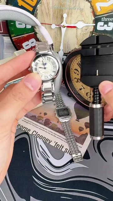 Today I’m sharing a super handy tool — a watch band adjuster ⌚🔧 This simple little tool lets you easily adjust the length of most watch straps in daily life! #WatchStrapAdjustment #WatchBandRemoval #TikTokShop #Watch #fyp