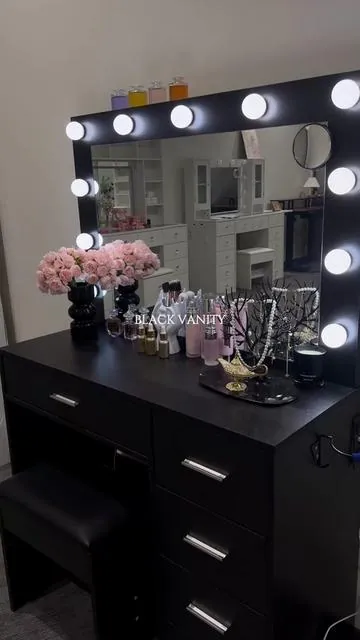 Black Vanity🖤💅#SummerVibes #Tiktokshopmothersday #Tiktokshopstockup #vanity #vanitydesk #MothersDayGift #vanitymirror #FUSOU #fyp