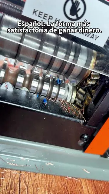 Neverhavetostripwiresbyhandagain!⚡🔧#vevor#wirestripper#automaticwirestripper#copperrecycling#diytools 