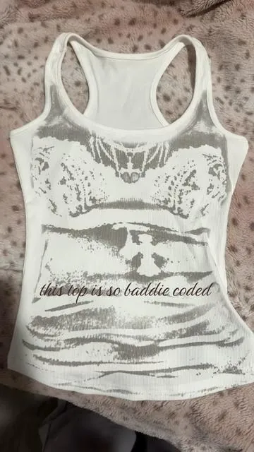 no cuz i’m actually in love with her and i didn’t expect good quality but it surprised me a lot #clothing #fashion #baddie #tanktop #fashioninspo 
