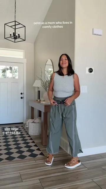 Comfy and cute always! These pants are everything and I think I have every color now 🤭 #trackpants #widelegpants #tiktokshopcreatorpicks #tiktokshopstockup #tiktokshopfashionfinds 
