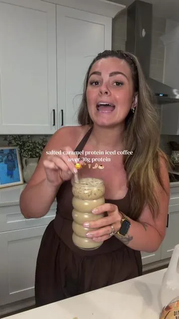 My fav iced coffee at home + packed with protein 🤌🏼🤎🧋 @ShopFlavCity #proteincoffee #saltedcaramel #icedcofferrecipe #FlavCityTakeover #proteingoals 