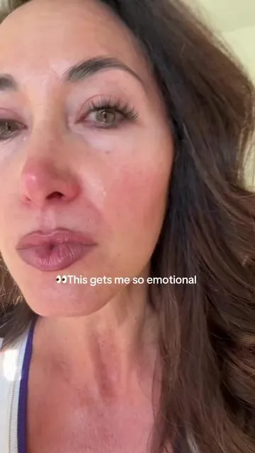 I’m actually obsessed with how my under-eyes look after this 😳✨ follow for more application tips with and without makeup, under-eye tips & real routines my application tips (this part matters): • do ALL skincare first • wait 20- 45 mins until skin is fully dry (time can vary) • use the tiniest amount (smaller than a pea- similar to an apple seed) experiment as the amount can vary that works person to person  • work quickly, don’t over-rub • stay expressionless for 5 mins while it sets it’s all about technique + amount… results can vary but when it hits 👀@Gopure #undereye #eyebags #skincaretreatment #skincare #eyes 