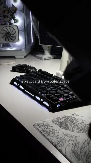 This keyboard is out of this world 🪐  #gravastarkeyboard #gravastar #mechanicalkeyboard #tiktokshop #springtok 