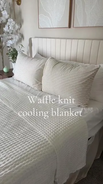 No ugly cooling blankets here! So pretty, quality and affordable! #coolingblanket #bedding #summerbedding #blanket 