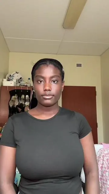shook it, yanked it, tested it… and she STILL didn’t move 😌 this wig grip is elite #fypシ゚viral #wigaccessories #WigAccessoriesdlyBeauty #S#SecureYourWigWigMustHaves