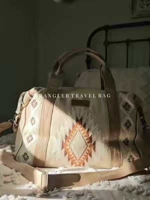 some pieces just stay favorites and this is one of them 🤎  #wranglerstyle  #softwestern  #westernaesthetic  #bestseller  #everydaybag 