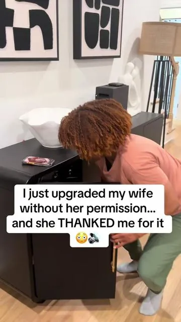 I set her phone down for one second… and turned her cleaning session into a whole concert. Now she wants one ASAP. #inductionspeaker #speaker #speakers #gadget #musthave 