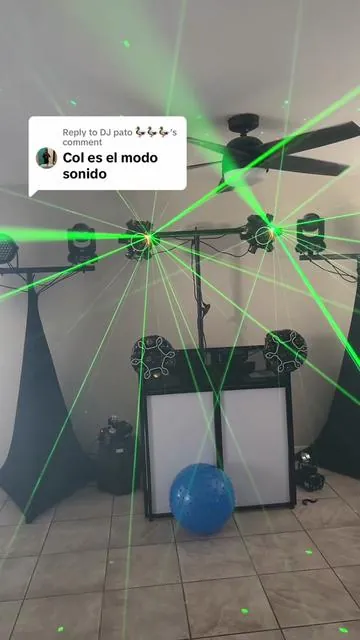 Replying to @DJ pato 🦆🦆🦆 y si 1 control controla las dos #dj #djeffects #djlights #djsetup #djtips 